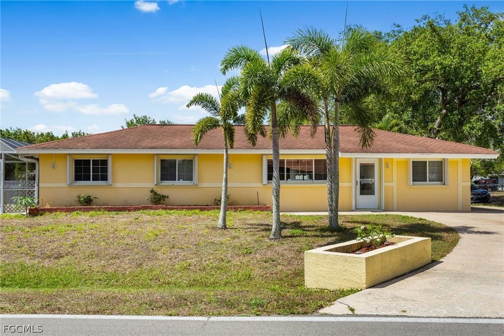 2803 W Cypress Ave, FORT MYERS