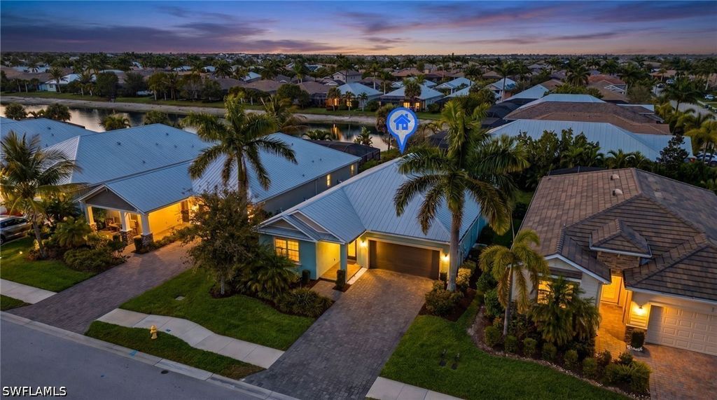 14520 Topsail Dr, Naples