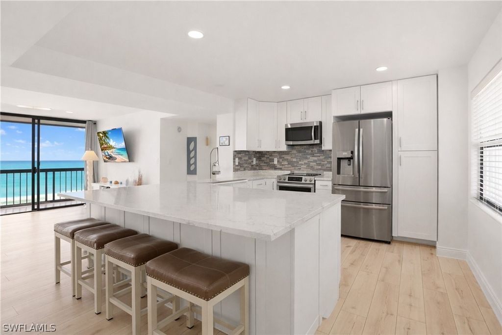 26300 Hickory Blvd 806, Bonita Springs