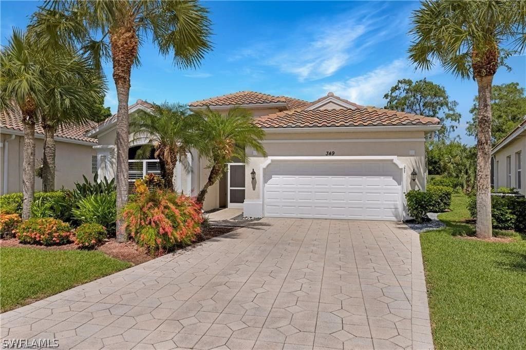 349 Harvard Ln, Naples