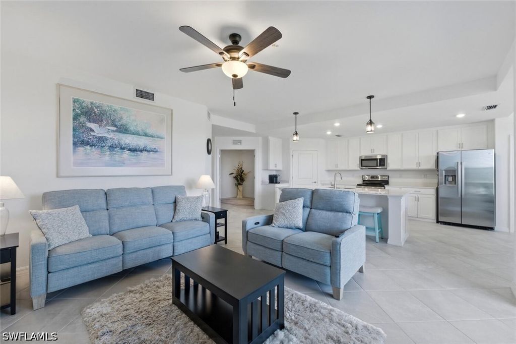 5478 Double Eagle Cir W 3514, Ave Maria