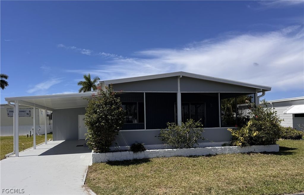 219 Temple Dr 219, Fort Myers