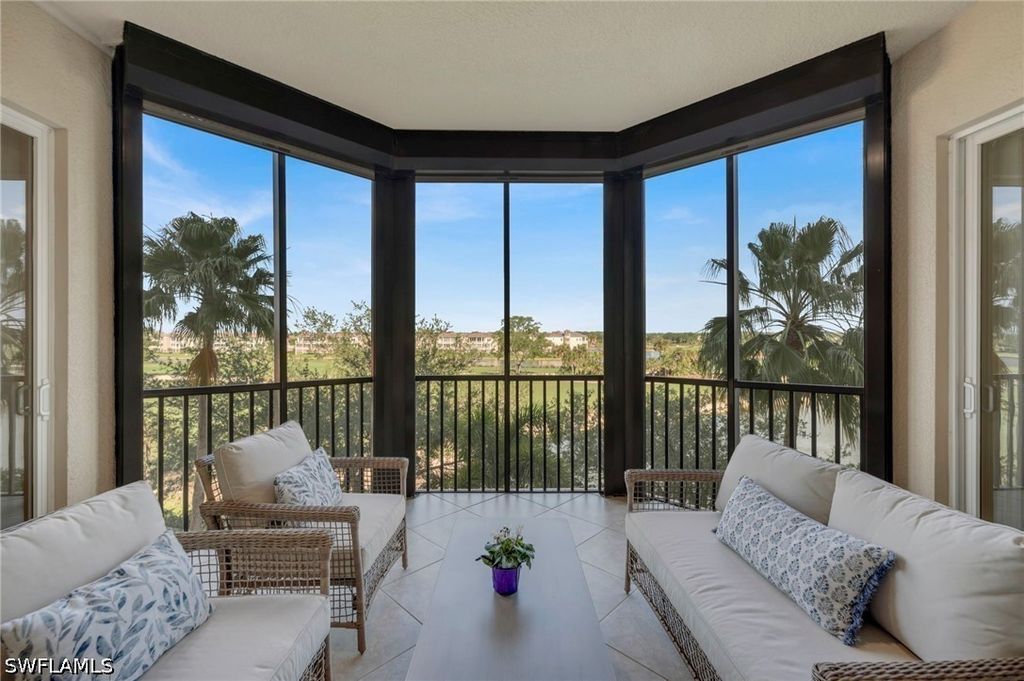 580 El Camino Real 3402, Naples