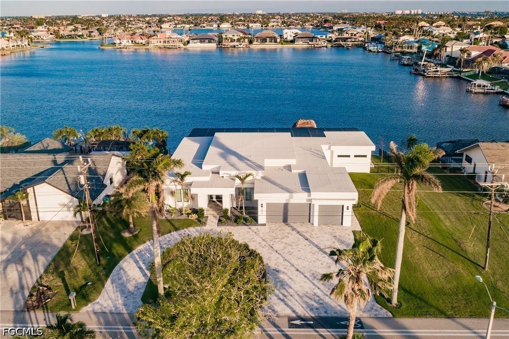 5419 Skyline Blvd, CAPE CORAL
