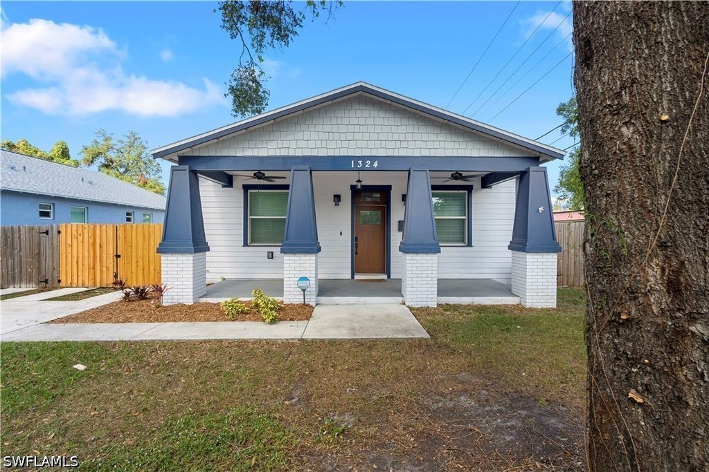 1324 E Giddens Ave, Tampa
