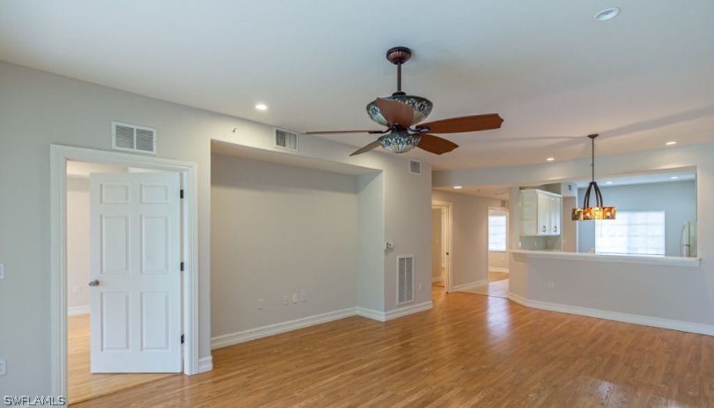 9113 Michael Cir 9, NAPLES