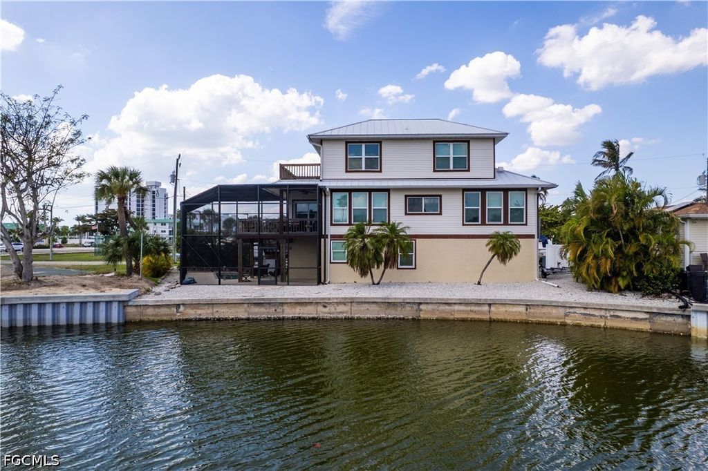 90 Ibis St, Fort Myers Beach