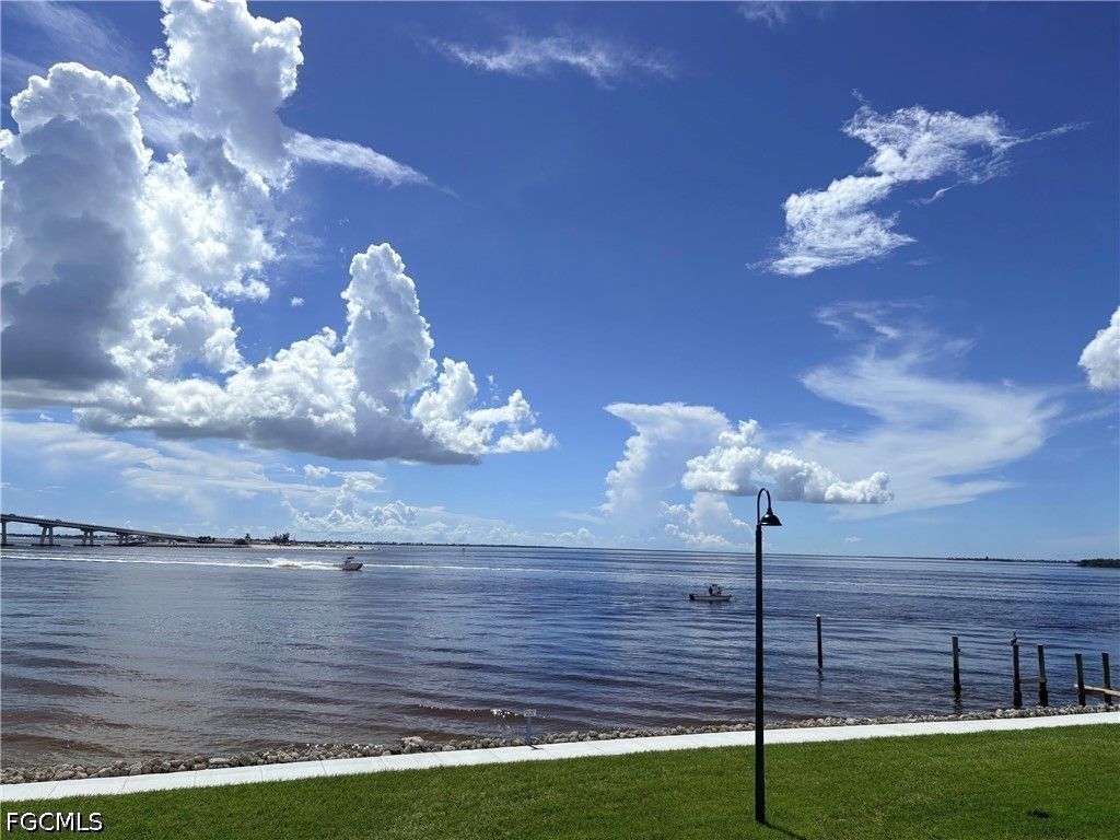 15011 Punta Rassa Rd 103, FORT MYERS
