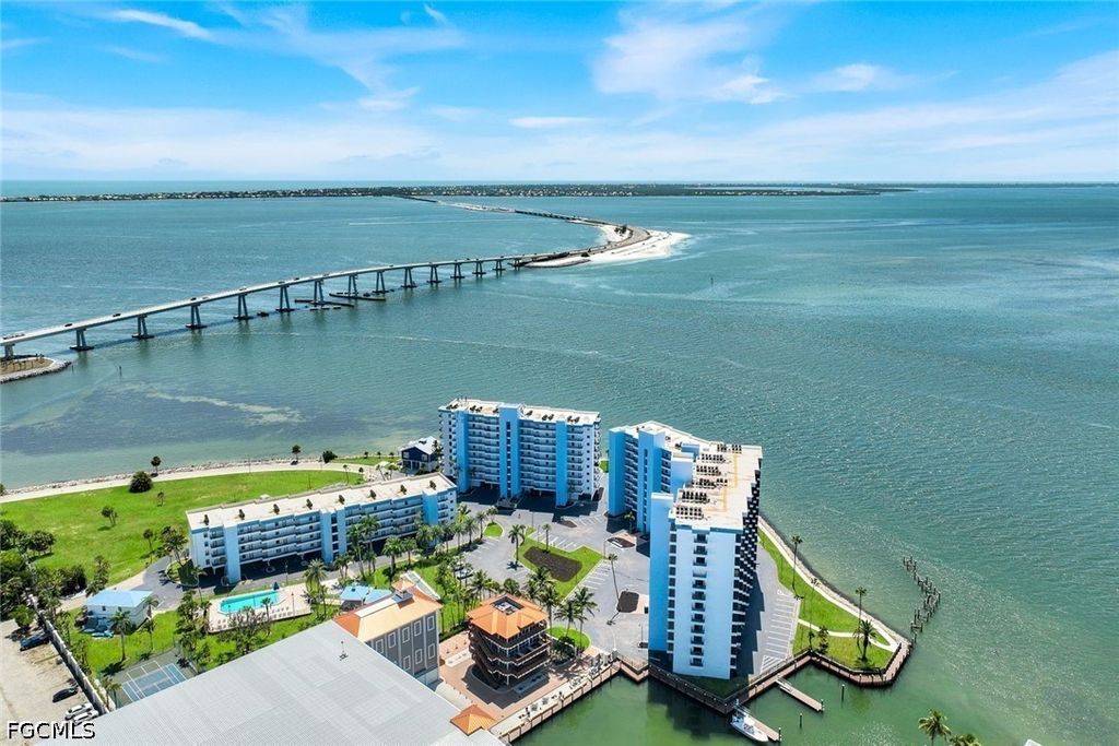 15011 Punta Rassa Rd 103, Fort Myers