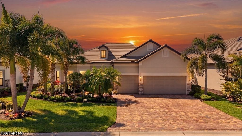 8876 Spotted Towhee Dr, Naples