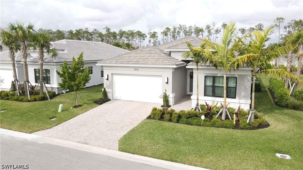 12830 Hawkins Dr, Estero