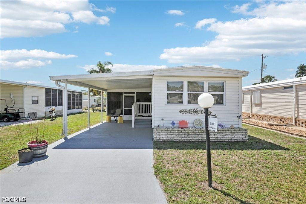 9806 Sugarberry Way, FORT MYERS
