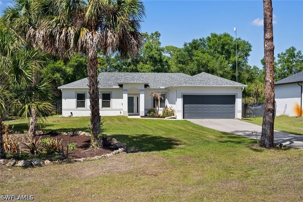 4021 32nd Ave Se, Naples