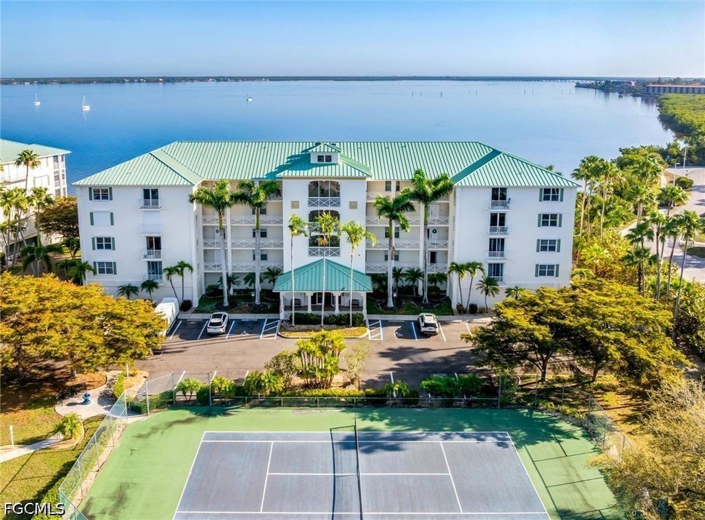 200 Harbor Walk Dr 354, Punta Gorda