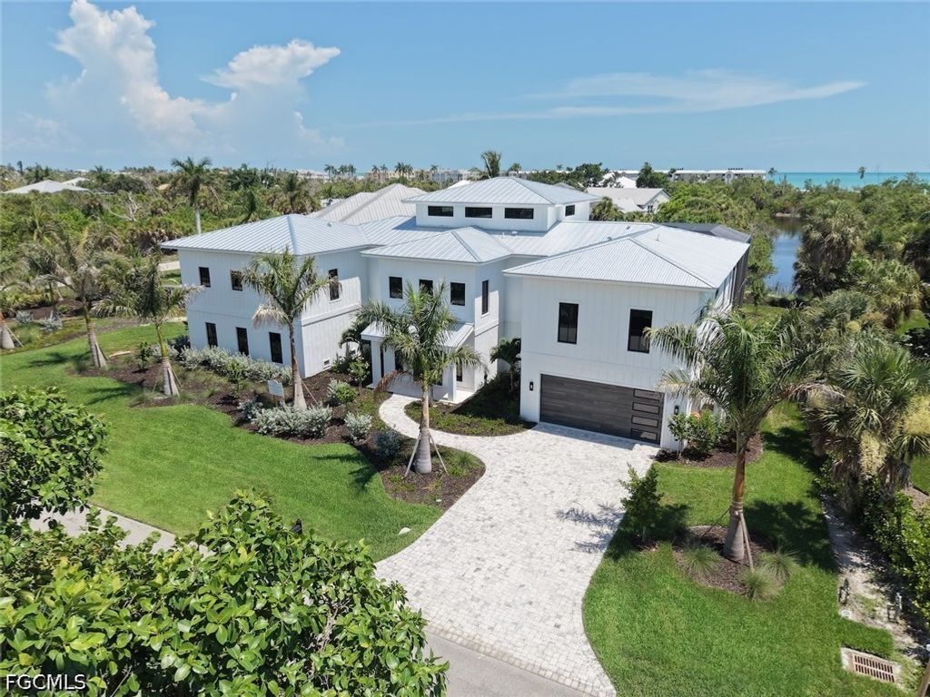 3324 Saint Kilda Rd, SANIBEL