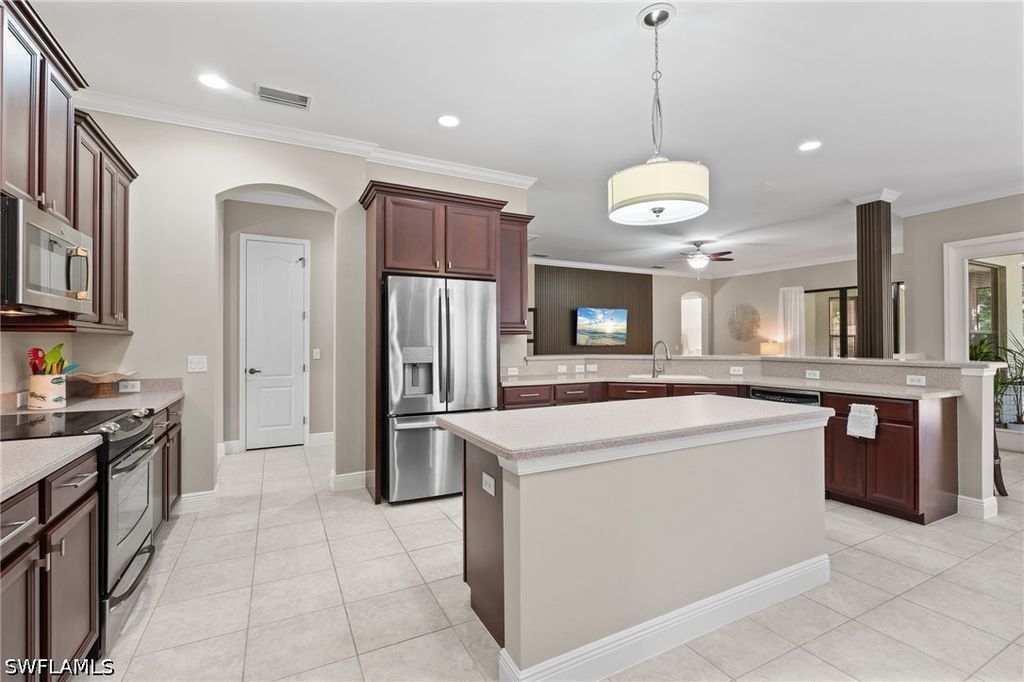 16040 Herons View Dr, Alva