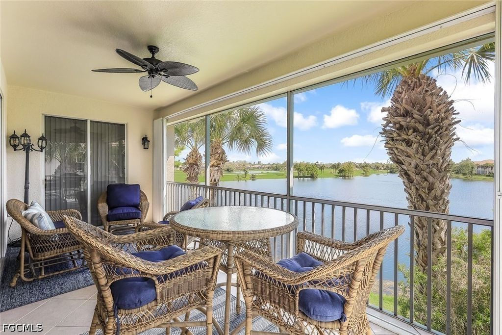 16580 Crownsbury Way 202, Fort Myers