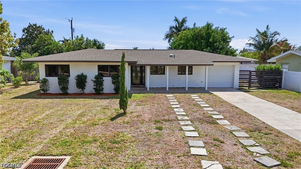 442 El Dorado Pkwy E, Cape Coral
