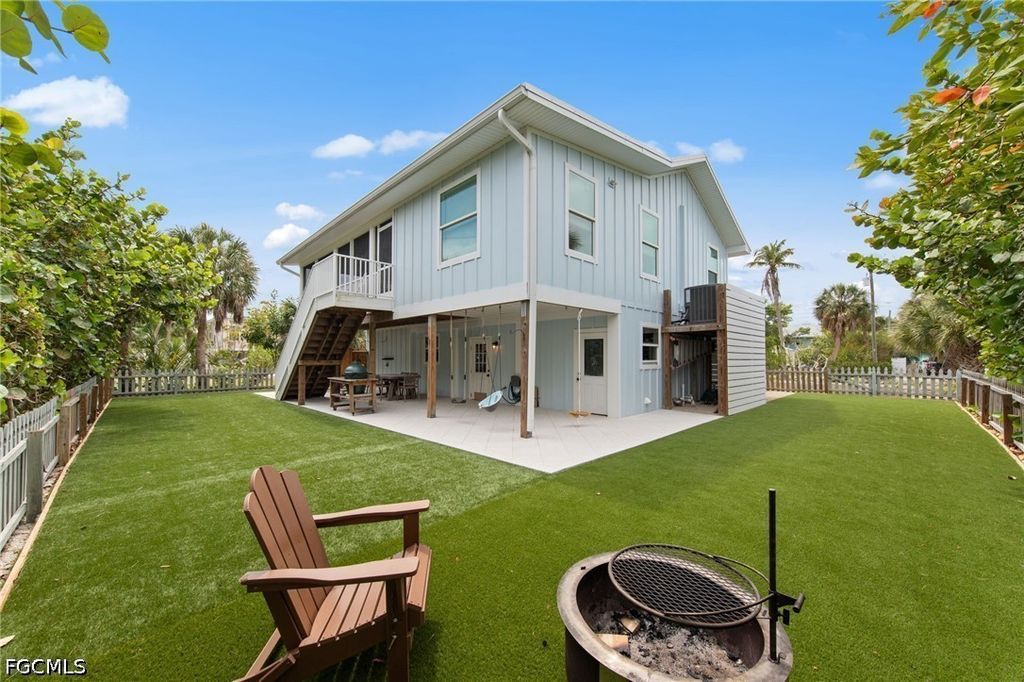 9248 Kincaid Ct, SANIBEL