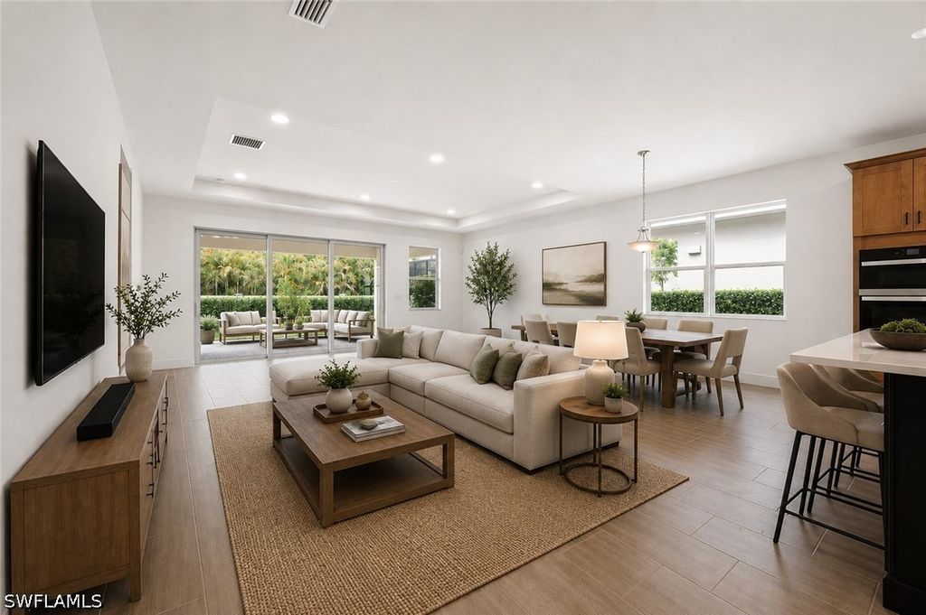 8775 Oceana Way, Naples