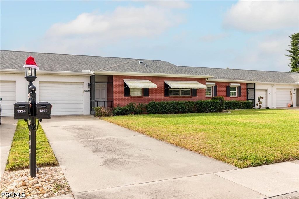 1390 Myerlee Country Club Blvd, FORT MYERS