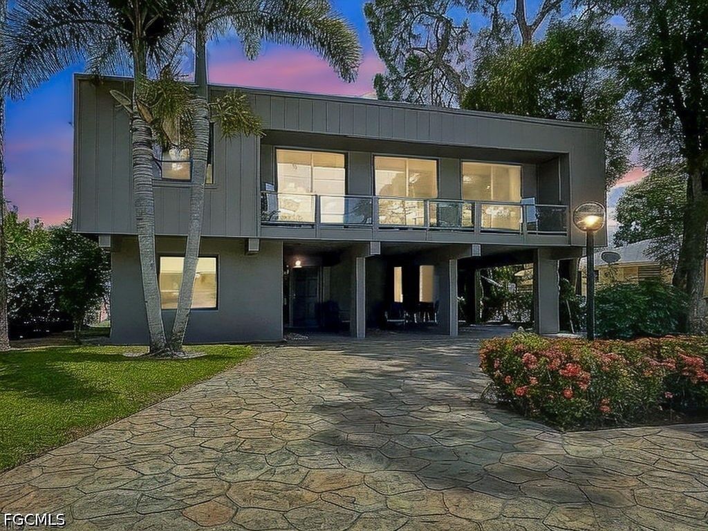 1702 Hill Ave, FORT MYERS