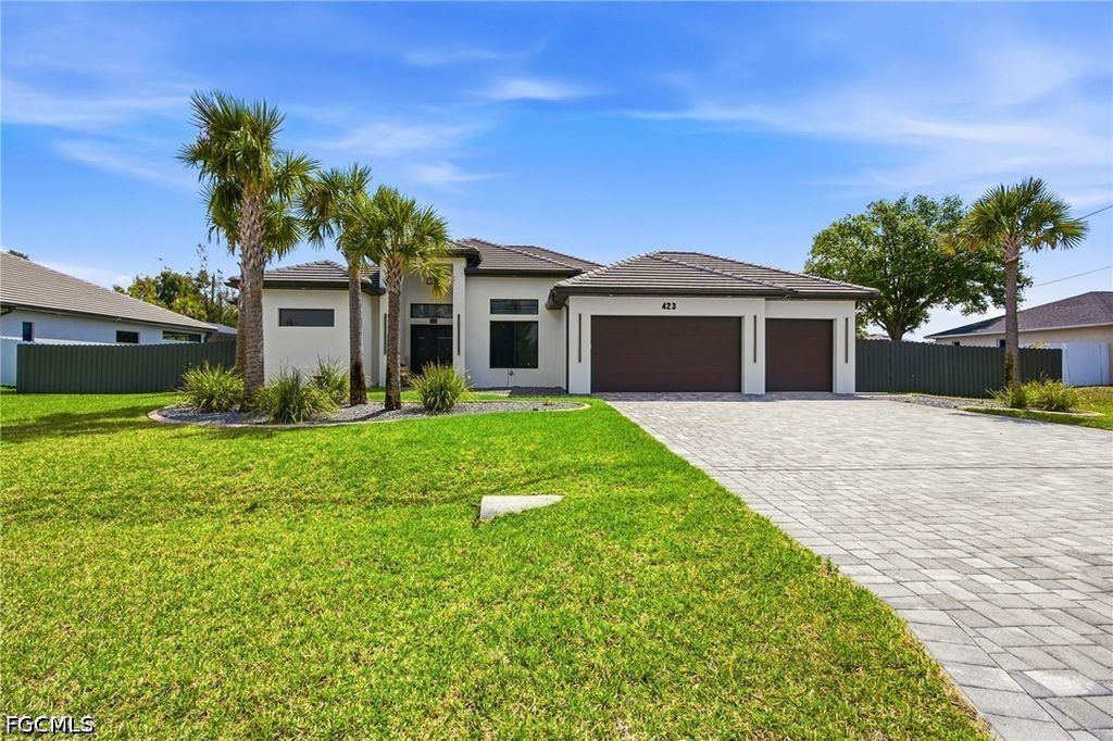 423 Sw 19th Ave, CAPE CORAL
