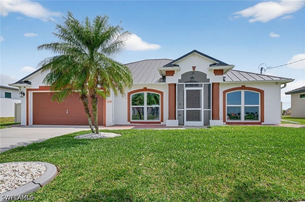 1223 Nw 40th Pl, Cape Coral