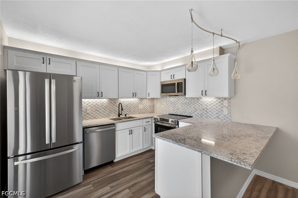 5576 Malt Dr 4, FORT MYERS