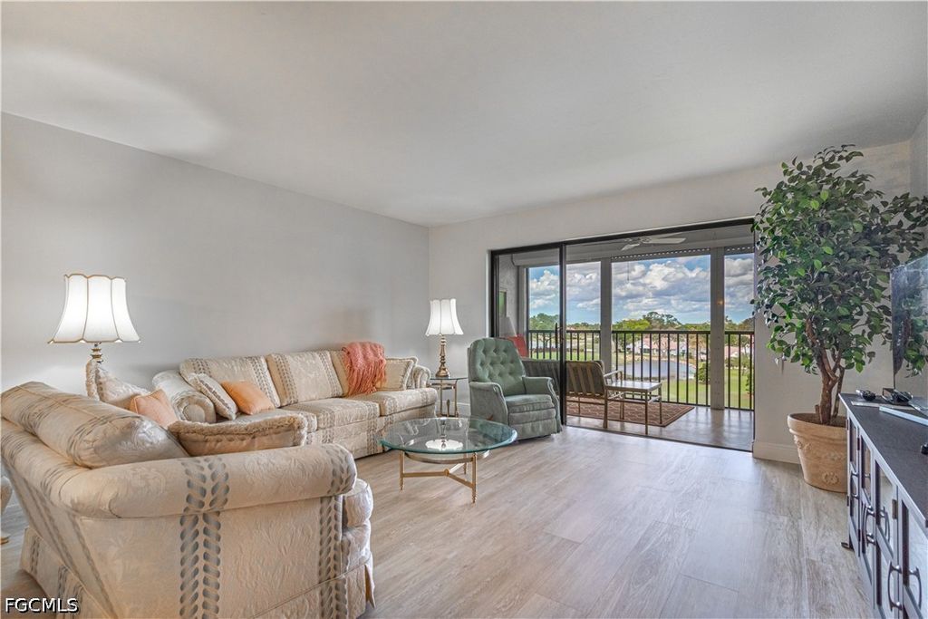 1781 Pebble Beach Dr 410, FORT MYERS