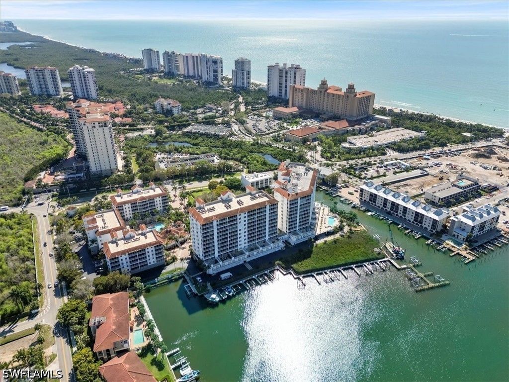 410 Flagship Dr 601, Naples