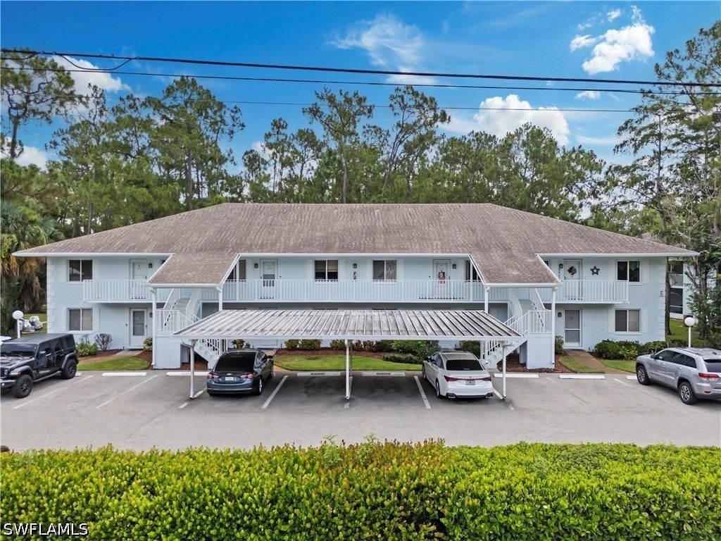 3531 County Barn Rd C201, Naples
