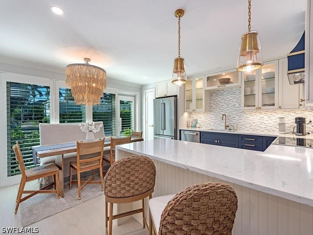 1222 Gordon Dr 4, Naples