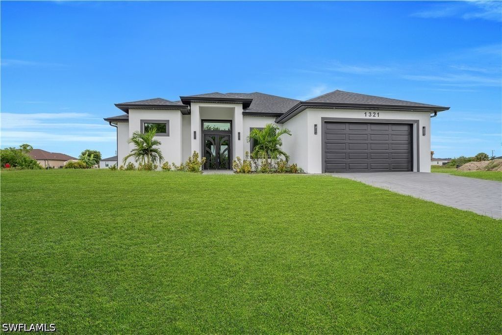 1321 Ne 19th Ter, Cape Coral