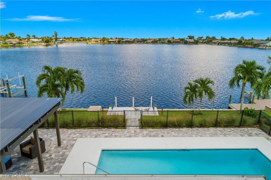 5015 Skyline Blvd, Cape Coral