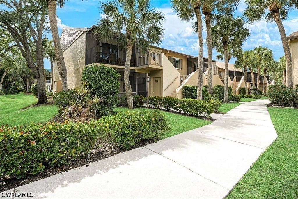 4240 Jack Frost Ct 6, Naples