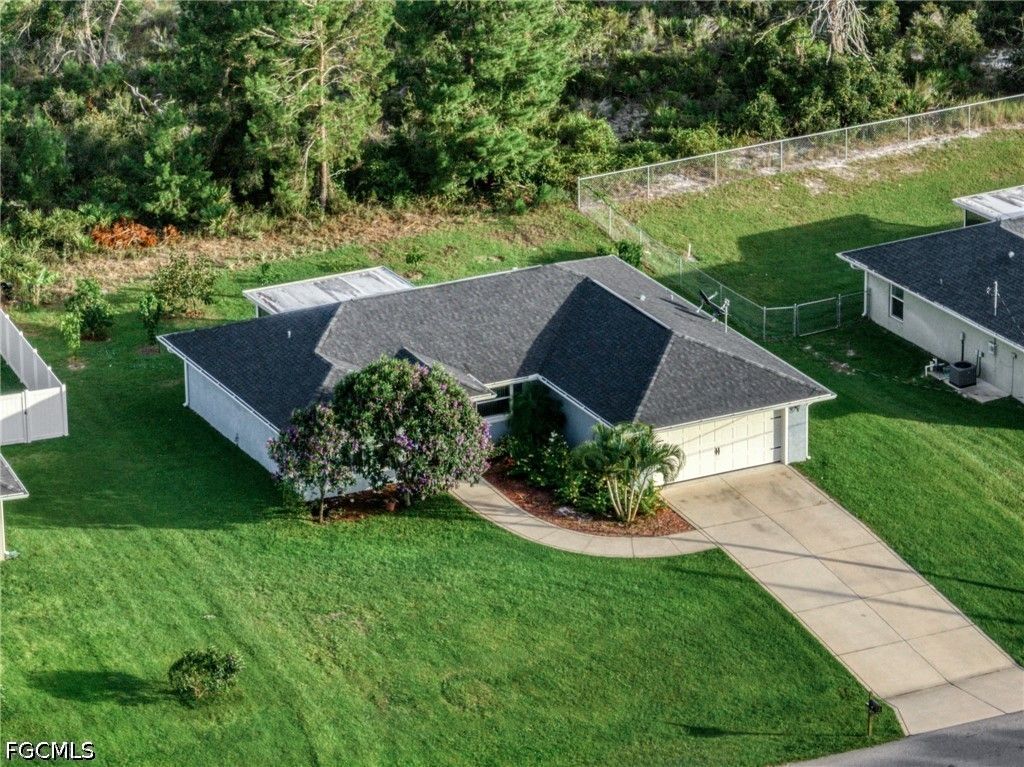 112 Bimini St Ne, LAKE PLACID