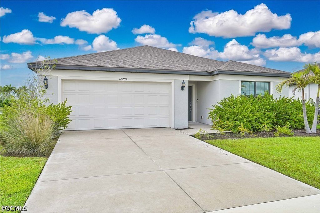 10792 Firebush Cir, NORTH FORT MYERS