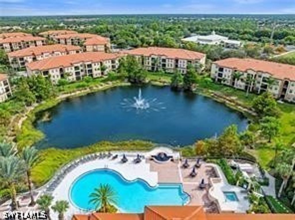 13010 Positano Cir 108, Naples