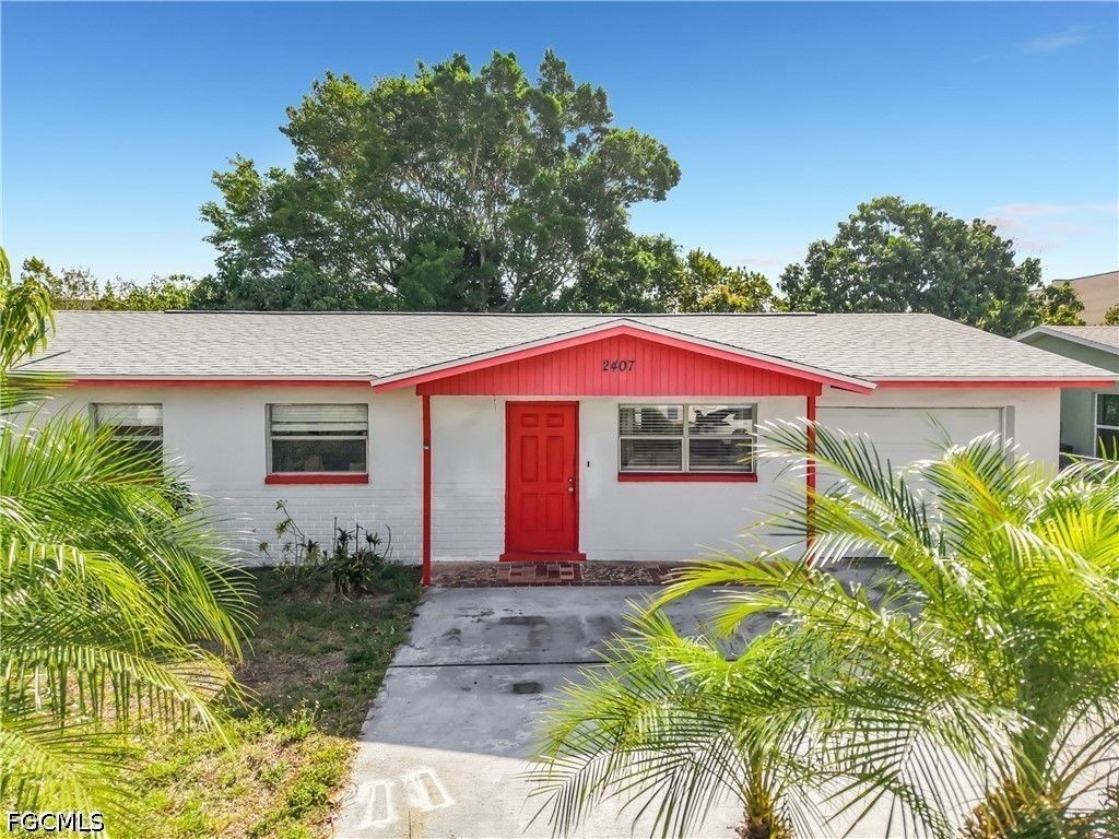 2407 Jaylen Watkins St, FORT MYERS