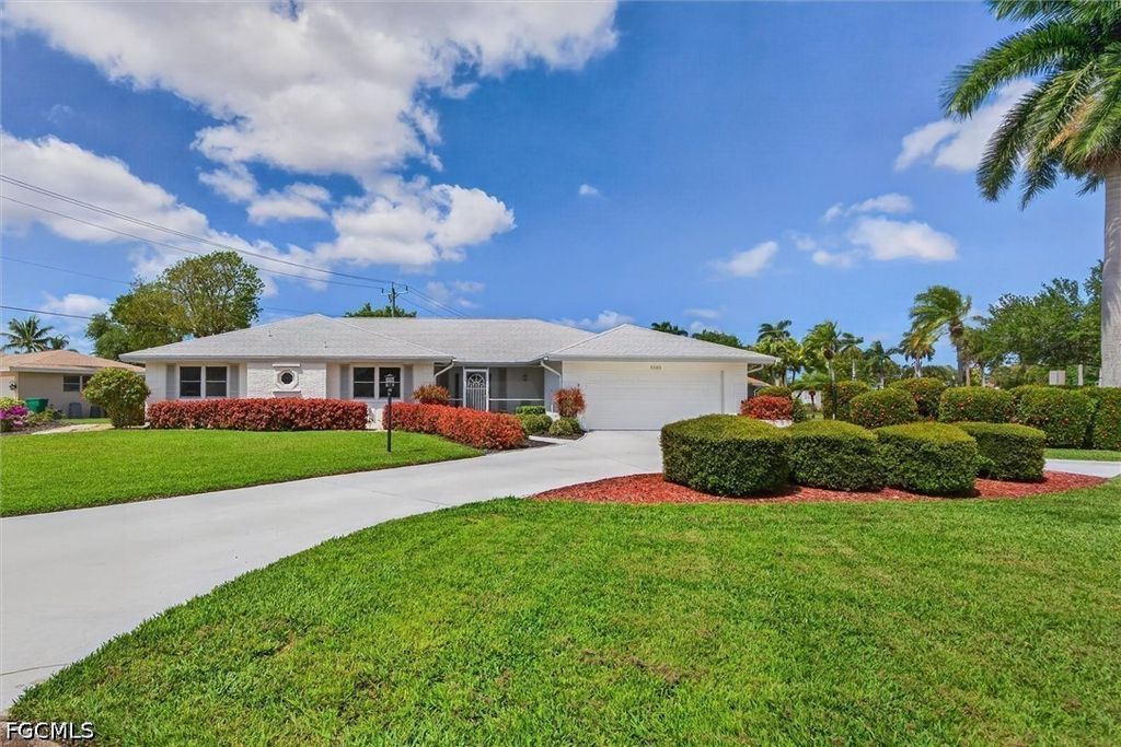 5148 Fairfield Dr, FORT MYERS