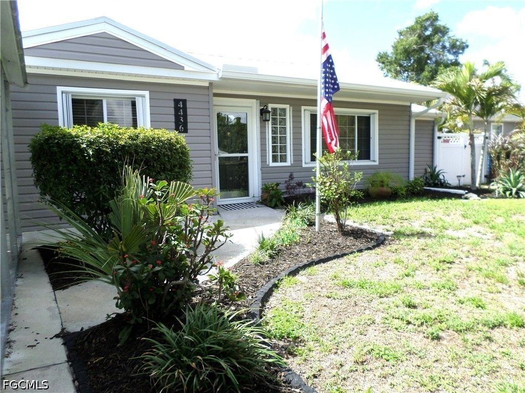 4436 Poinsettia St, FORT MYERS
