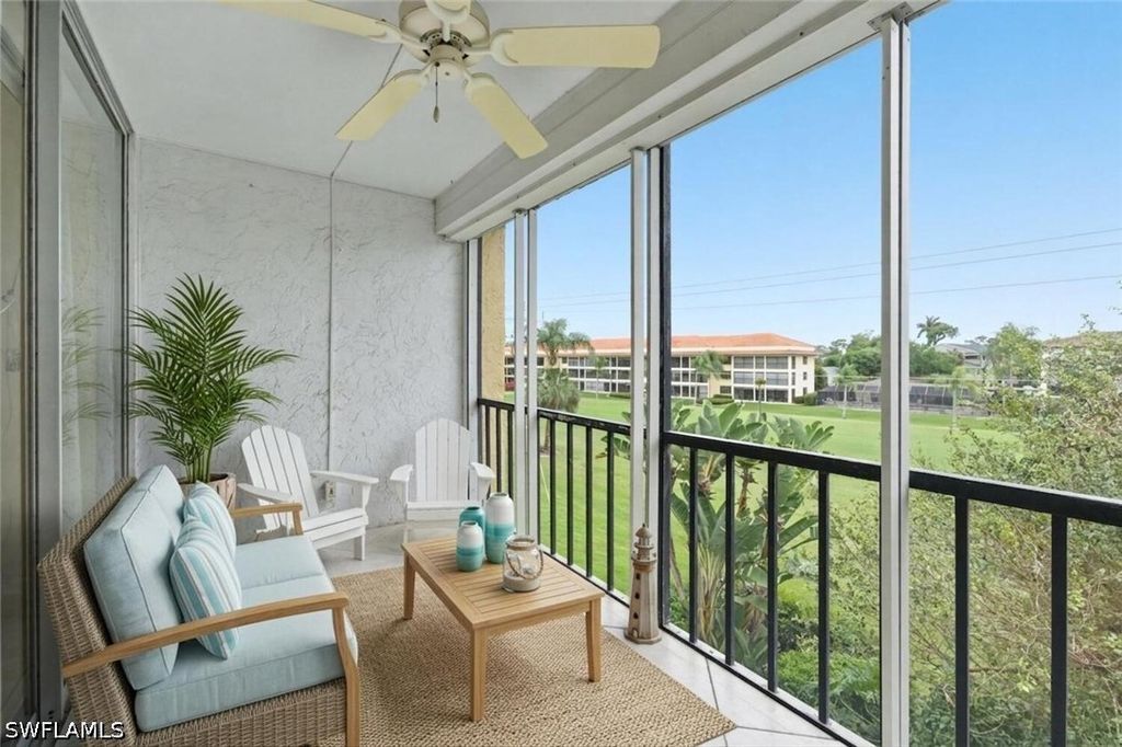 1087 Forest Lakes Dr 1-303, Naples