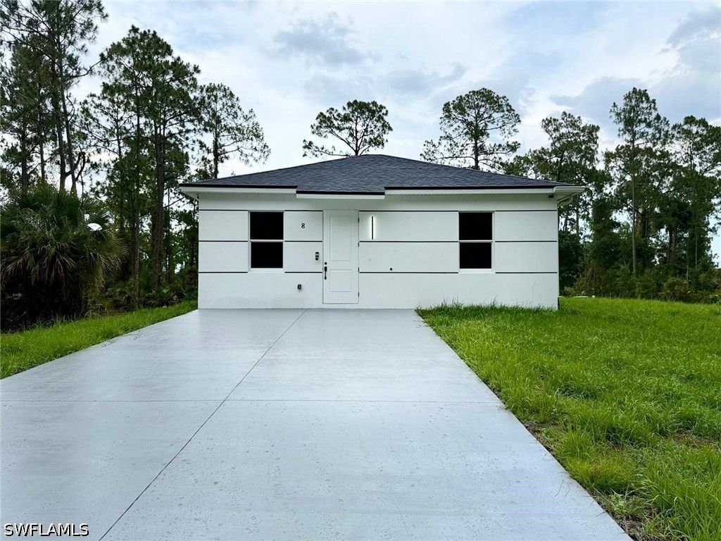 8 Fitch Ave, Lehigh Acres