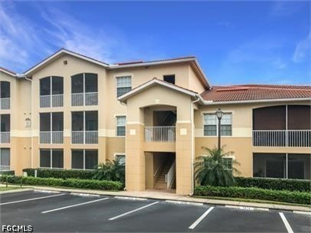 9005 Colby Dr 1914, FORT MYERS