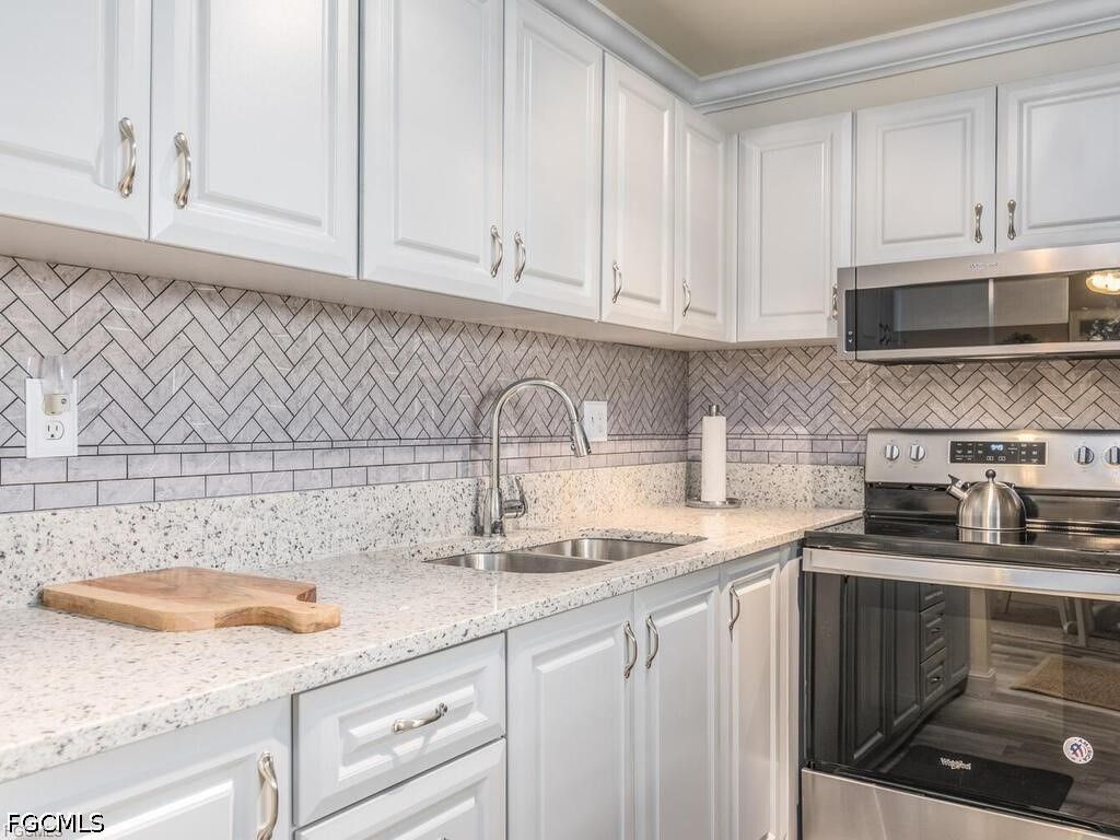 1010 Tropic Ter, North Fort Myers