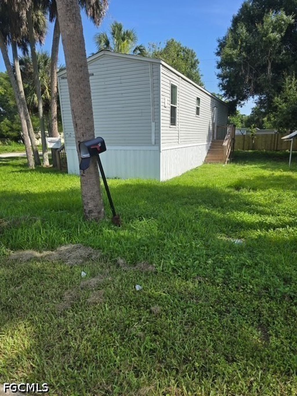 370 San Bernardino St, North Fort Myers