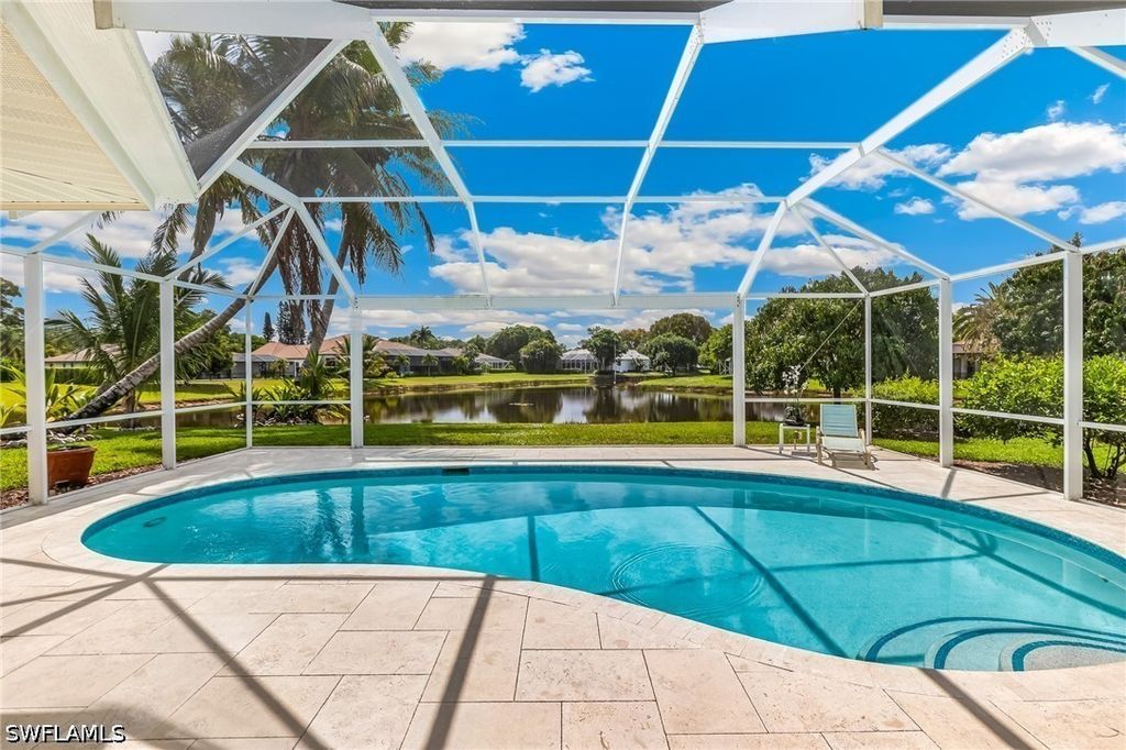 1904 Countess Ct, Naples