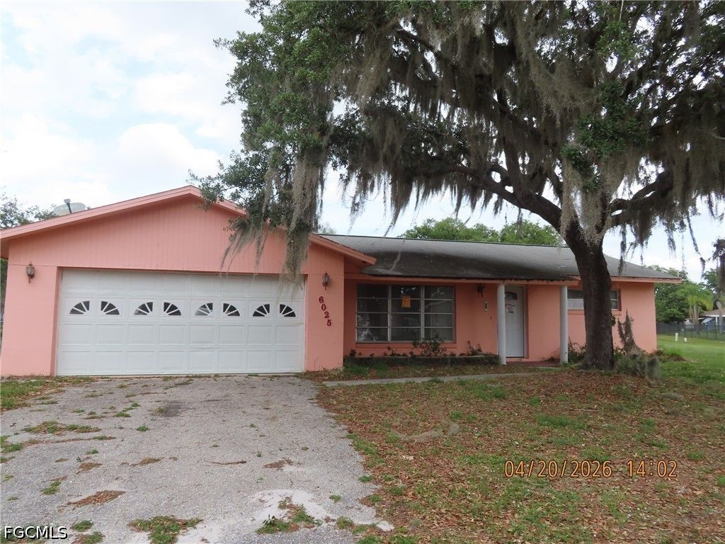 6025 Pine Ln, SEBRING