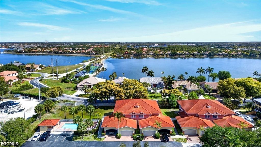 5450 Park Rd 4, Fort Myers
